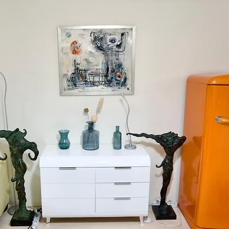 דירה Panoramic Art With Jacuzzi בלטונללה