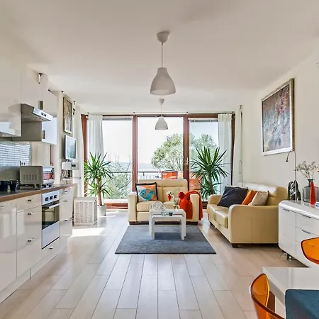 Panoramic Art With Jacuzzi Appartement *